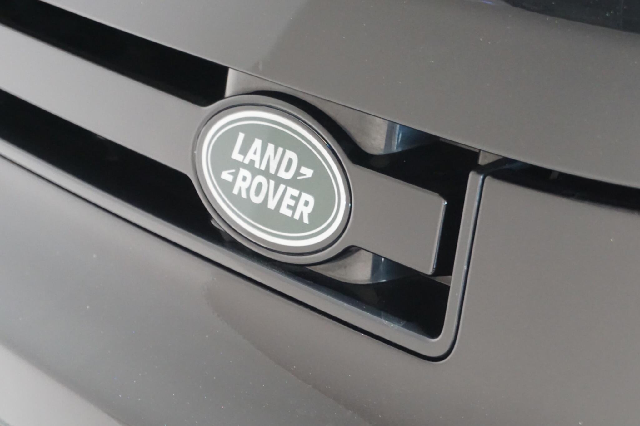 Land Rover Defender 90 3.0 D300 MHEV X-Dynamic HSE Hard Top SUV 3dr Diesel Auto 4WD SWB Euro 6 (s/s) (300 ps)